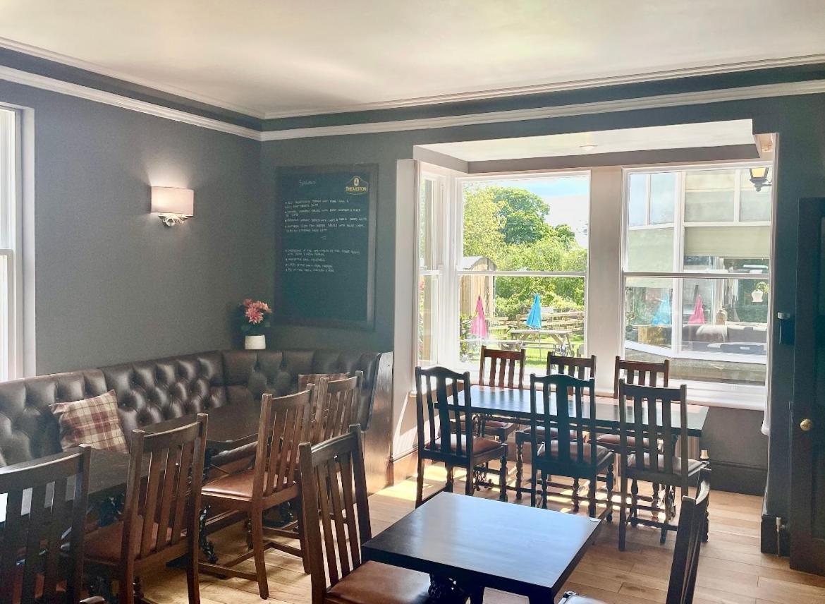 The Fylingdales Inn Robin Hood's Bay Exterior photo